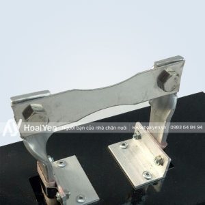 Lưỡi dao máy là mỏ gà